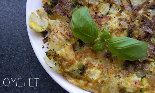 Omelet med broccoli og hytteost