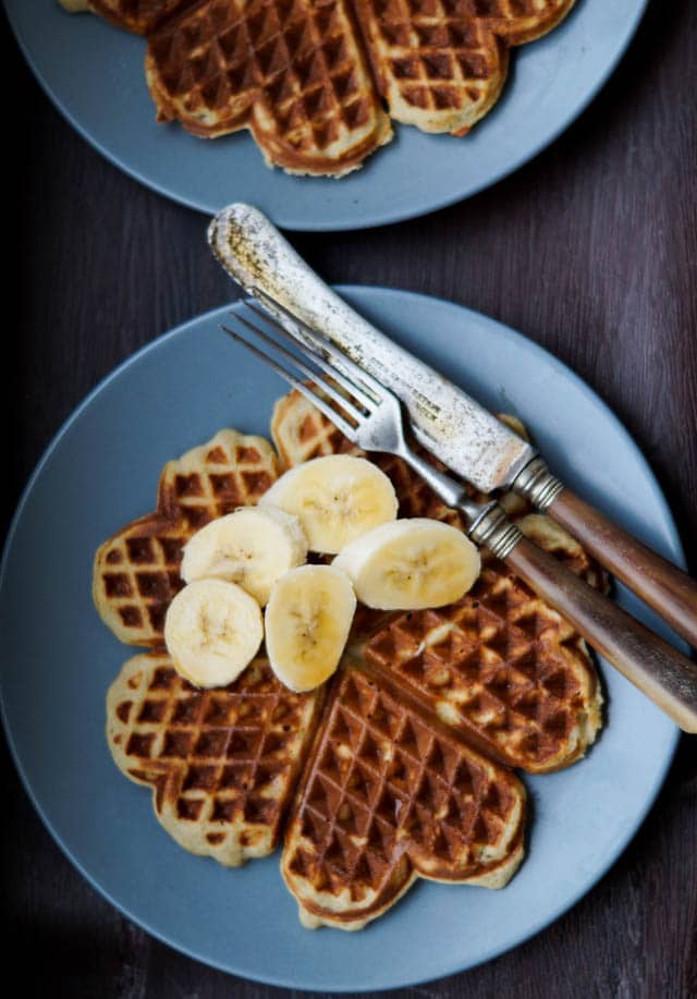 Sunde morgen vafler - vafler med banan