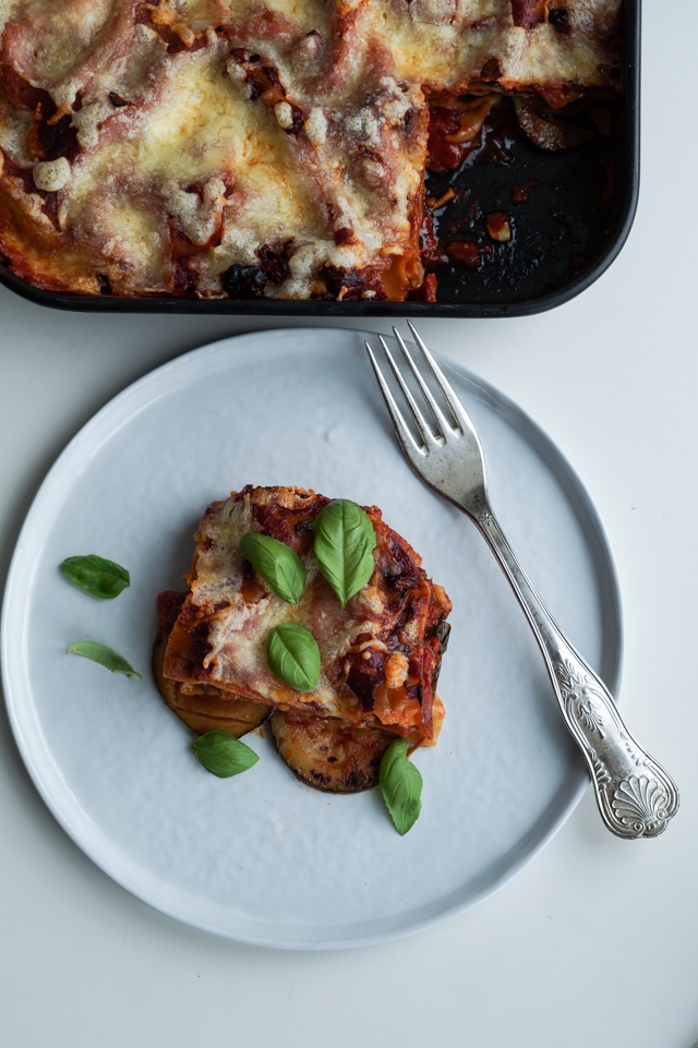 Vegetarlasagne med stegte grøntsager vegetar lasagne