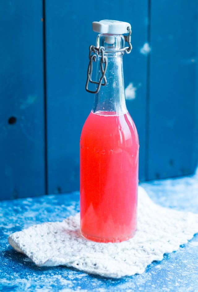 Rabarbersaft uden sukker