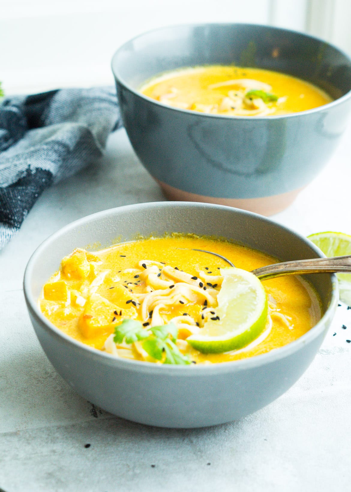 Thaisuppe - Asiatisk vegetarisk suppe 