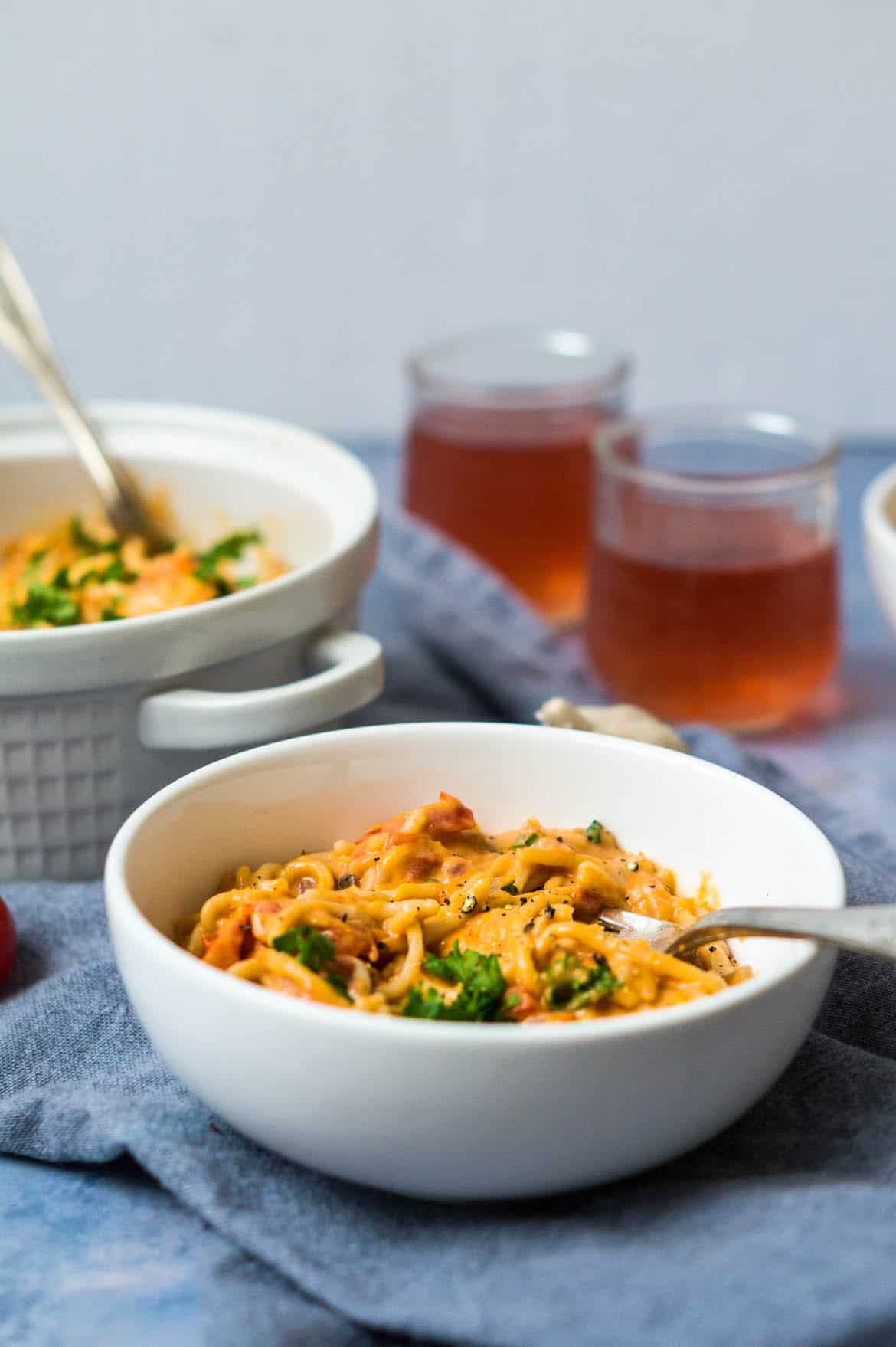 Vegetarisk cremet one-pot pasta