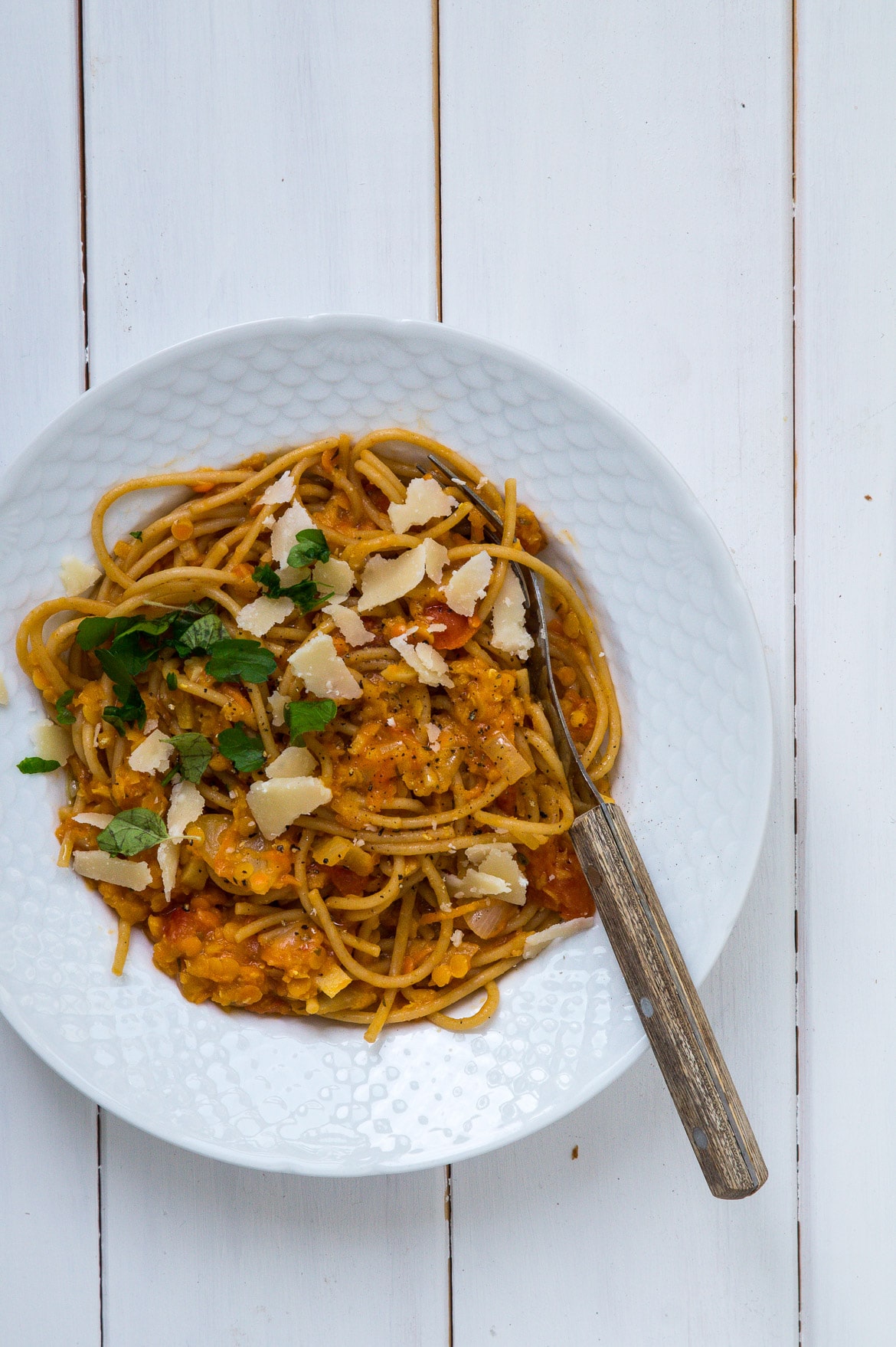 Spaghetti i linsesauce
