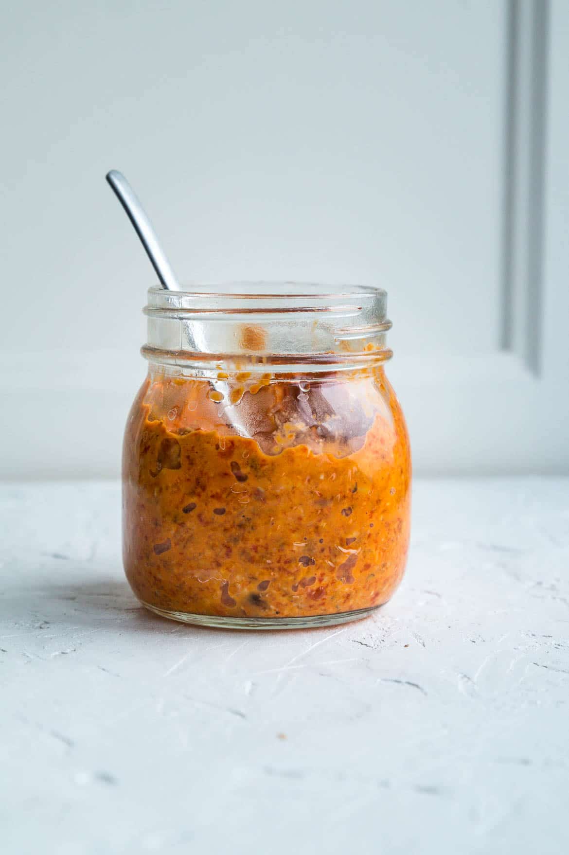 Romesco sauce - dip med bagte peberfrugter, mandler og hvidløg