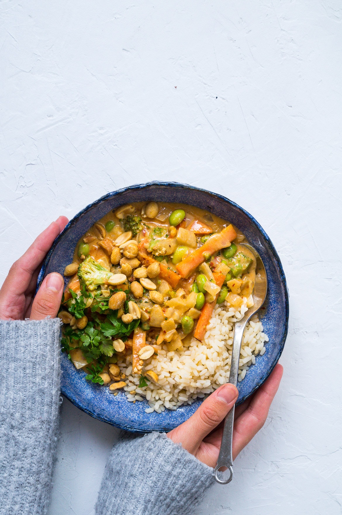 Vegetarisk panang med grønt, rød karrypasta og kokosmælk