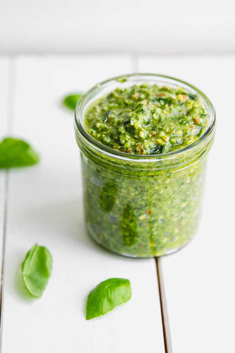 Pesto med basilikum