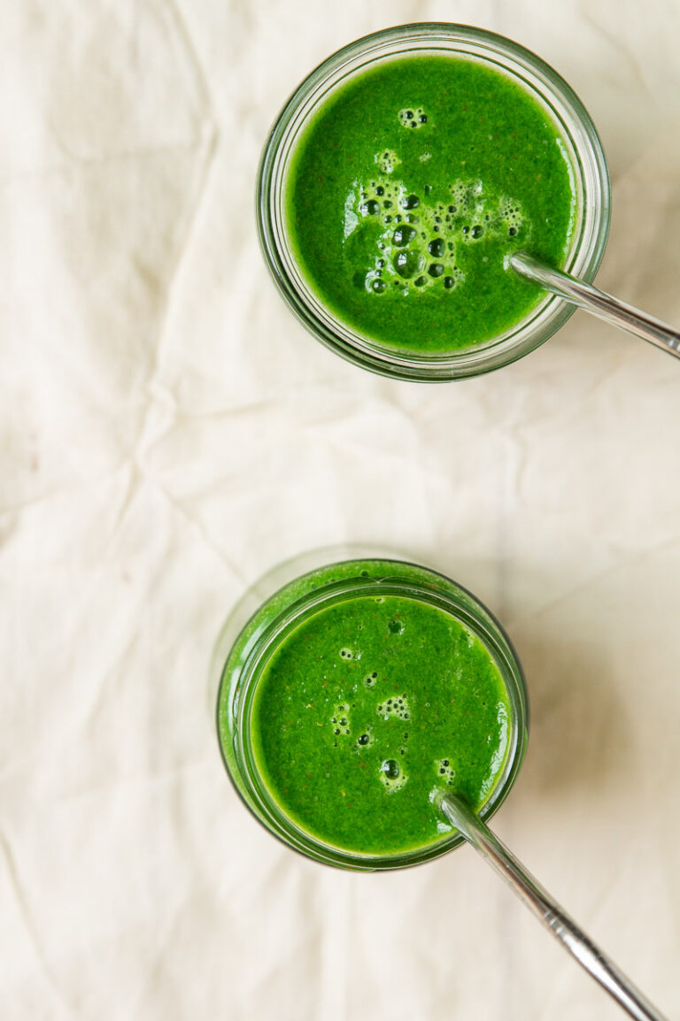 Smoothie med agurk og æble