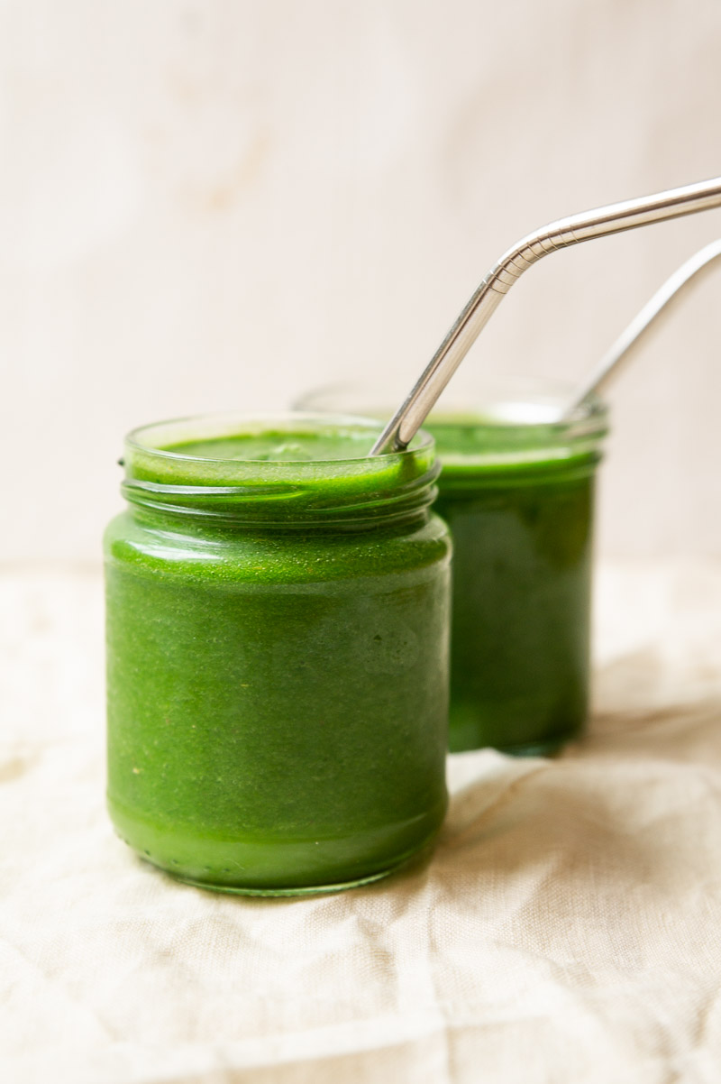 Smoothie med agurk og æble