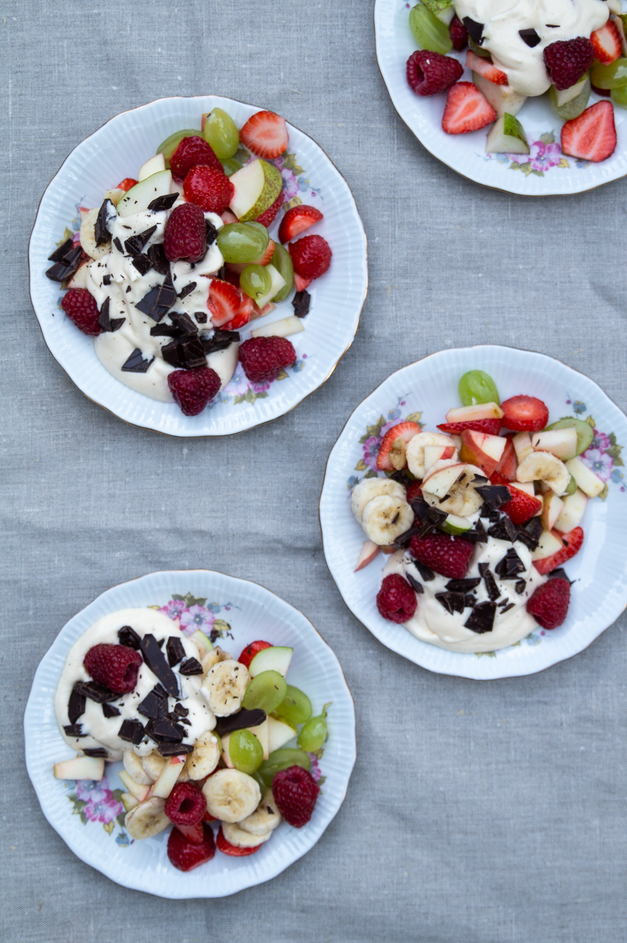 Frugtsalat med råcreme