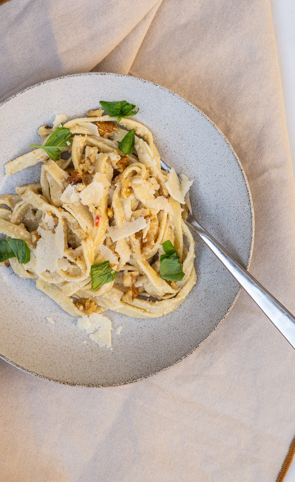 Pasta med valnøddesauce