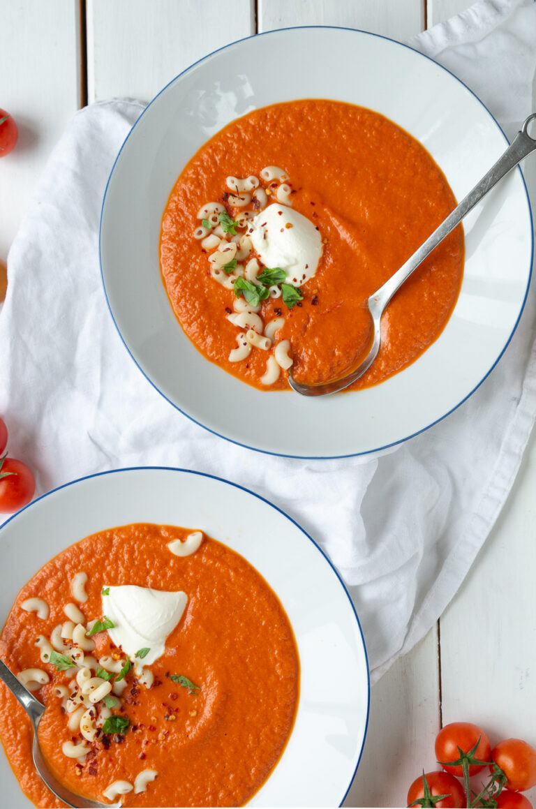 Bagt peberfrugtsuppe