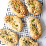 Ovnbagte naanbrød